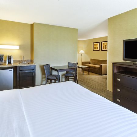 Country Inn & Suites By Radisson Benton Harbor-St Joseph Mi Εξωτερικό φωτογραφία