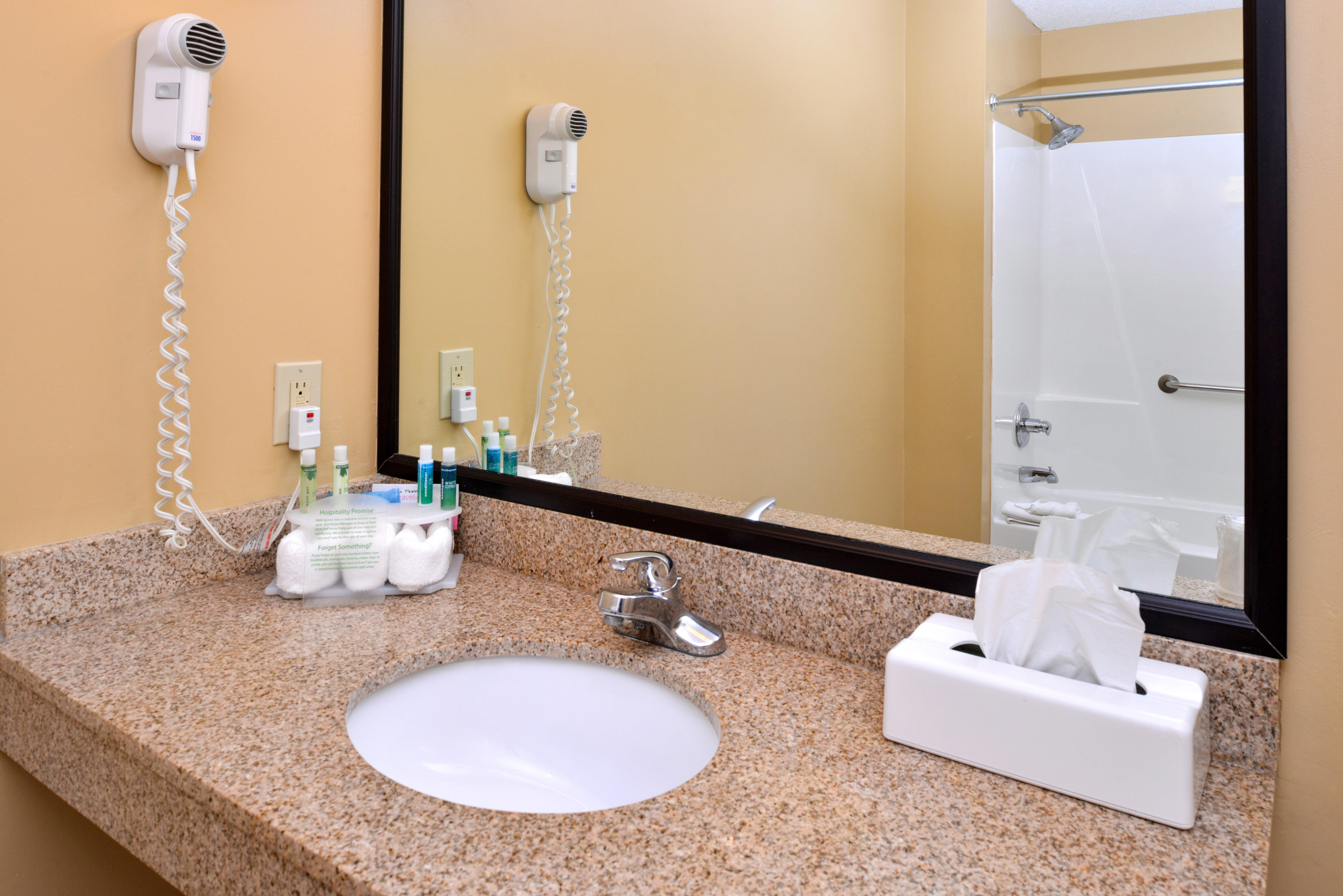 Country Inn & Suites By Radisson Benton Harbor-St Joseph Mi Εξωτερικό φωτογραφία