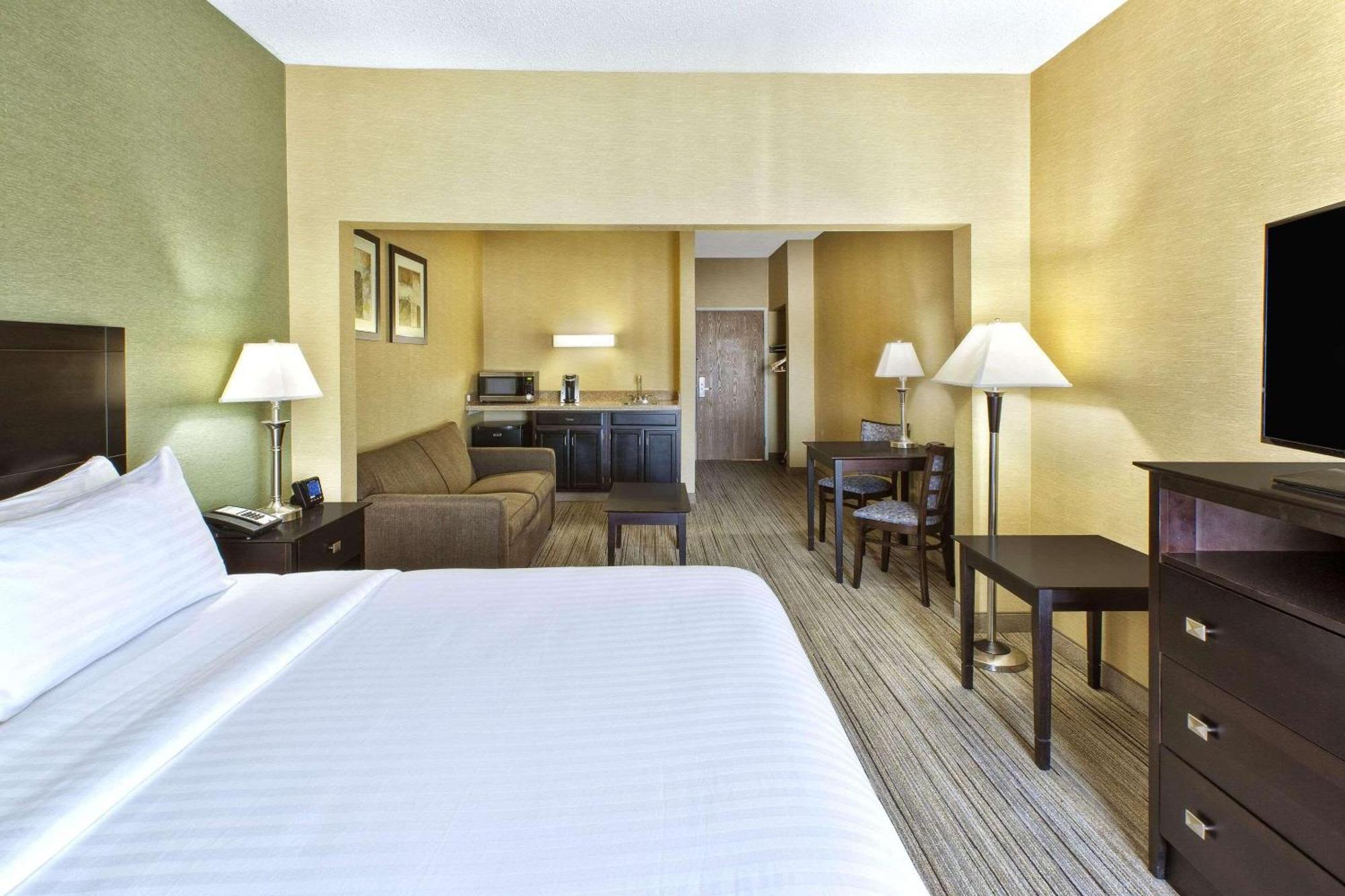 Country Inn & Suites By Radisson Benton Harbor-St Joseph Mi Εξωτερικό φωτογραφία