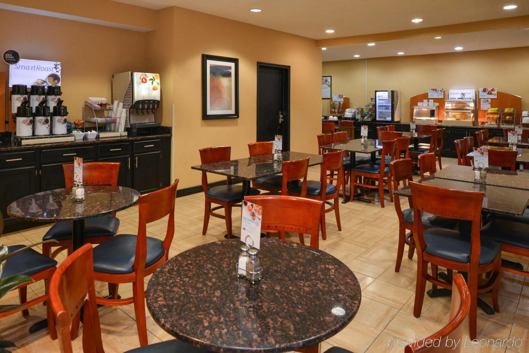 Country Inn & Suites By Radisson Benton Harbor-St Joseph Mi Εξωτερικό φωτογραφία