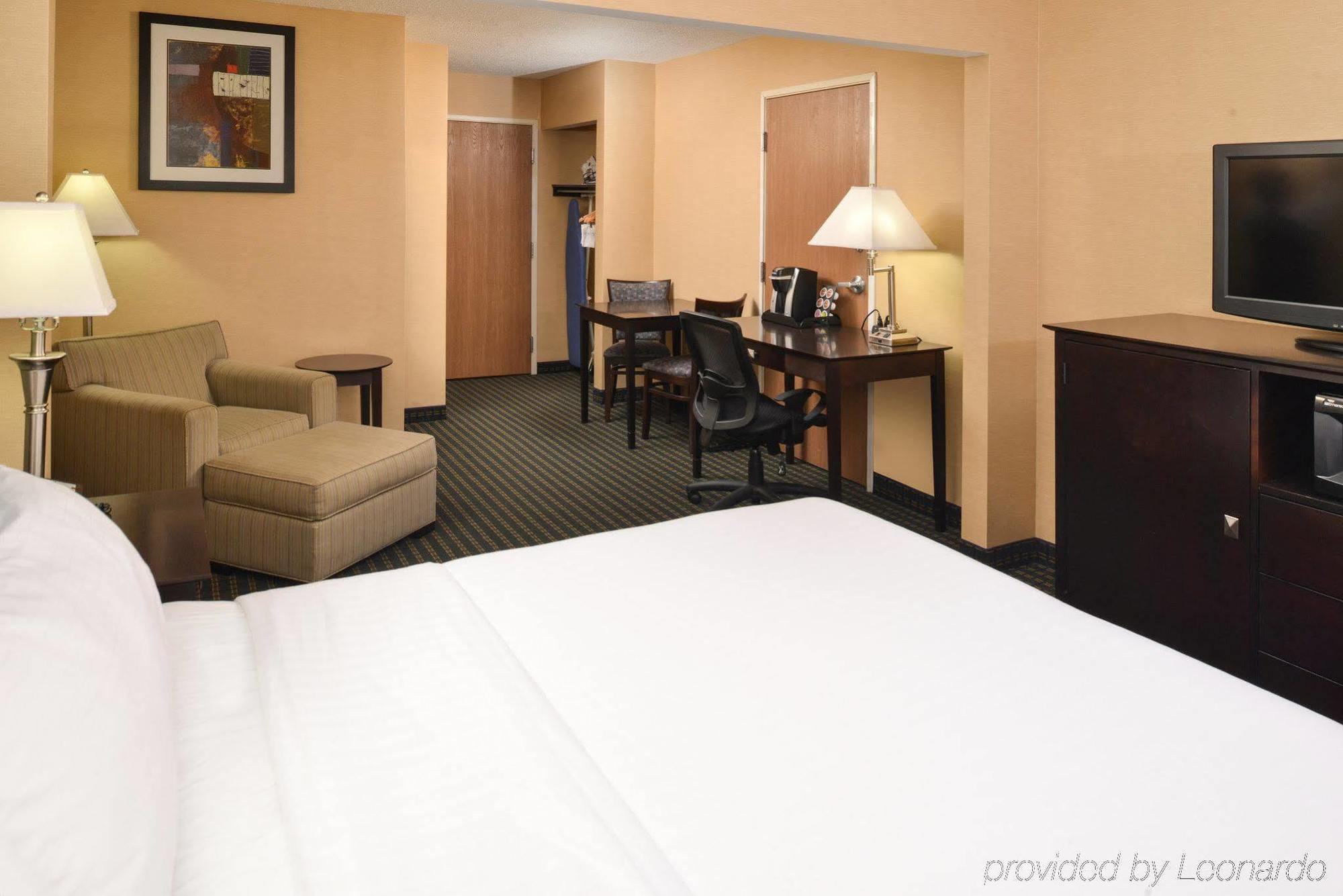 Country Inn & Suites By Radisson Benton Harbor-St Joseph Mi Εξωτερικό φωτογραφία